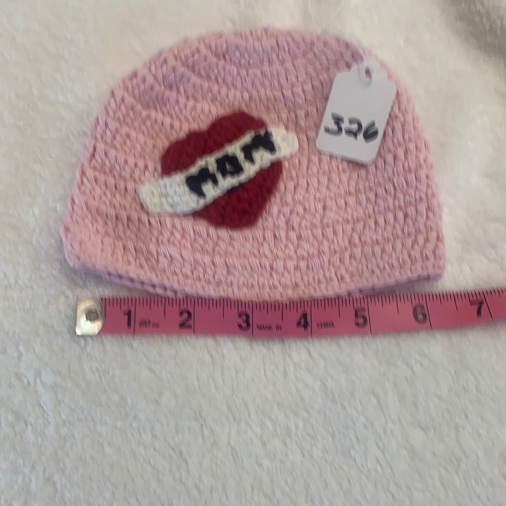NWOT PINK ‘MOM’ BEANIE